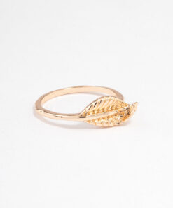 Lovely Leaf Ring