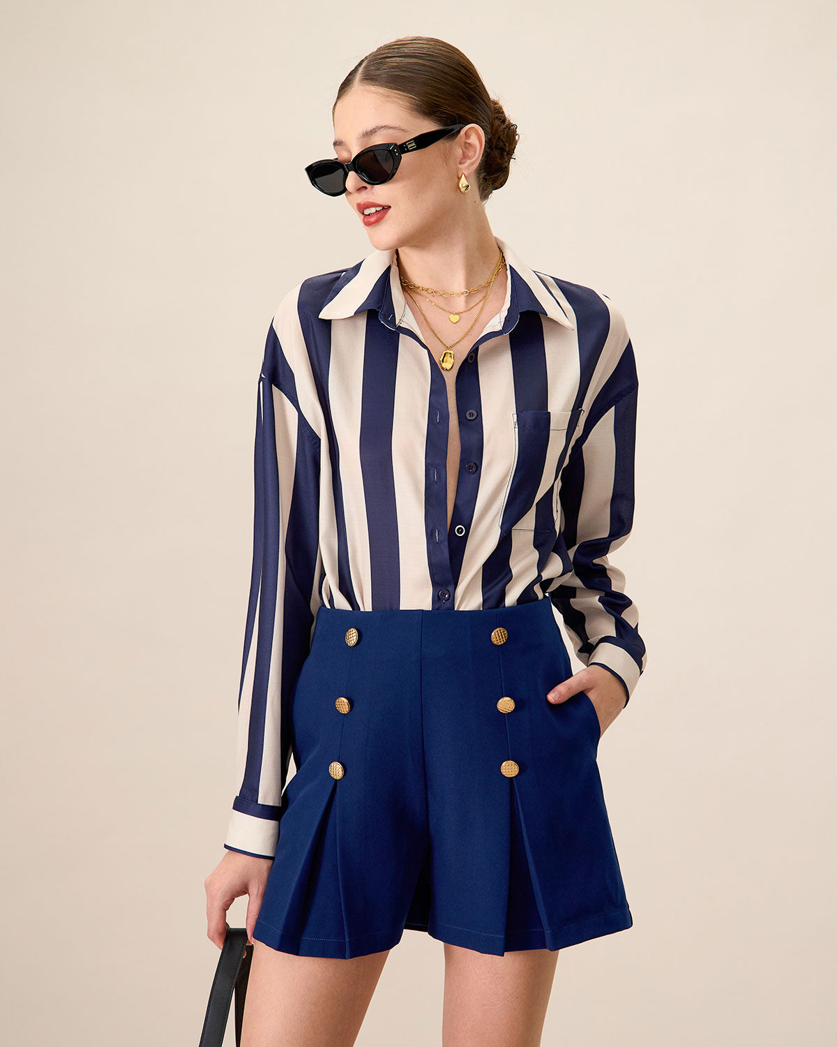 Women's Navy High-Waisted Pleated Shorts - Image 3